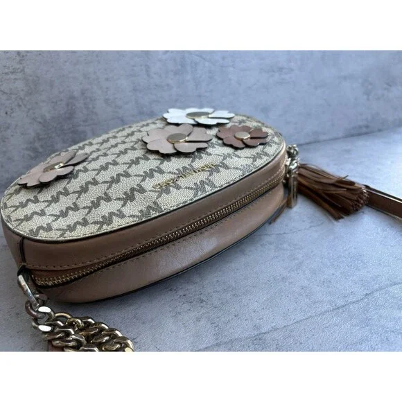 Michael Kors 3D FLORA APPLIQUE GINNY With Tassel MEDIUM MESSENGER Crossbody Bag - Picture 7 of 9